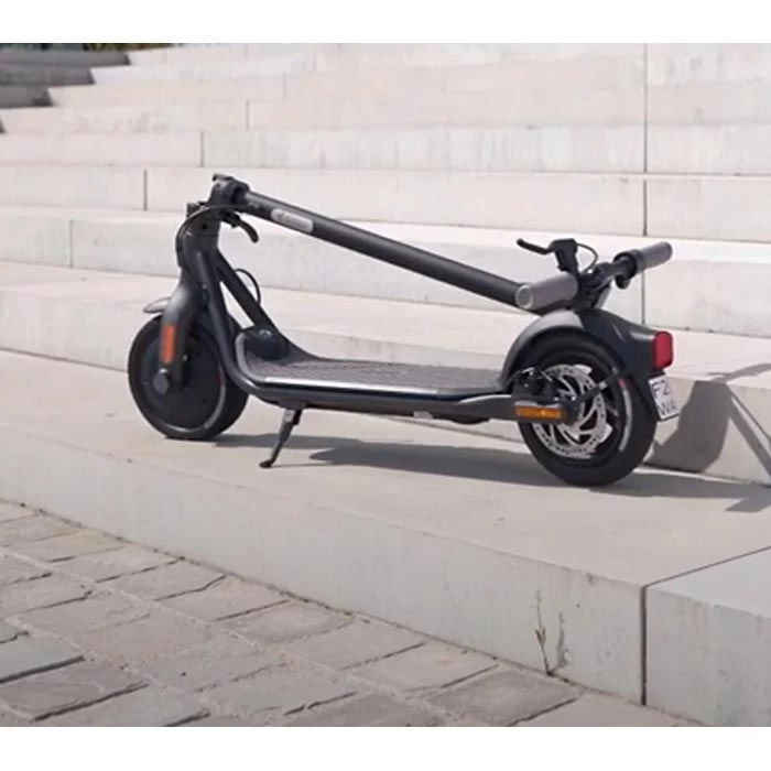 Segway-Ninebot E-Scooter F20D, 20km/h, Traglast 100kg, Straßenzulassung, Reichweite 20km 2 Segway-Ninebot E-Scooter F20D, 20km/h, Traglast 100kg, Straßenzulassung, Reichweite 20km - Image 2